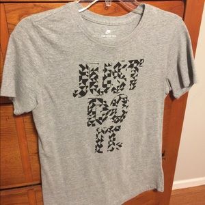 Nike T-shirt